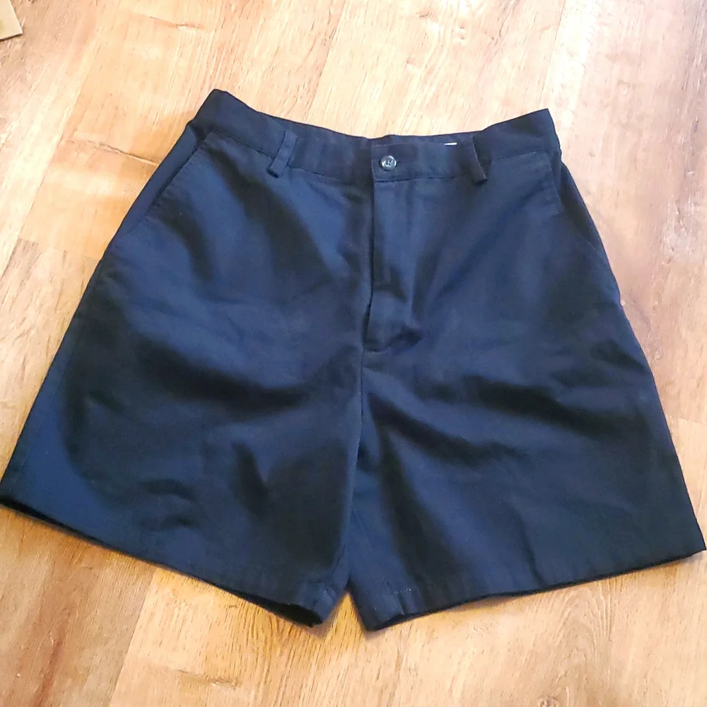 Eddie Bauer women's black shorts size 10 - Picture 1 of 13